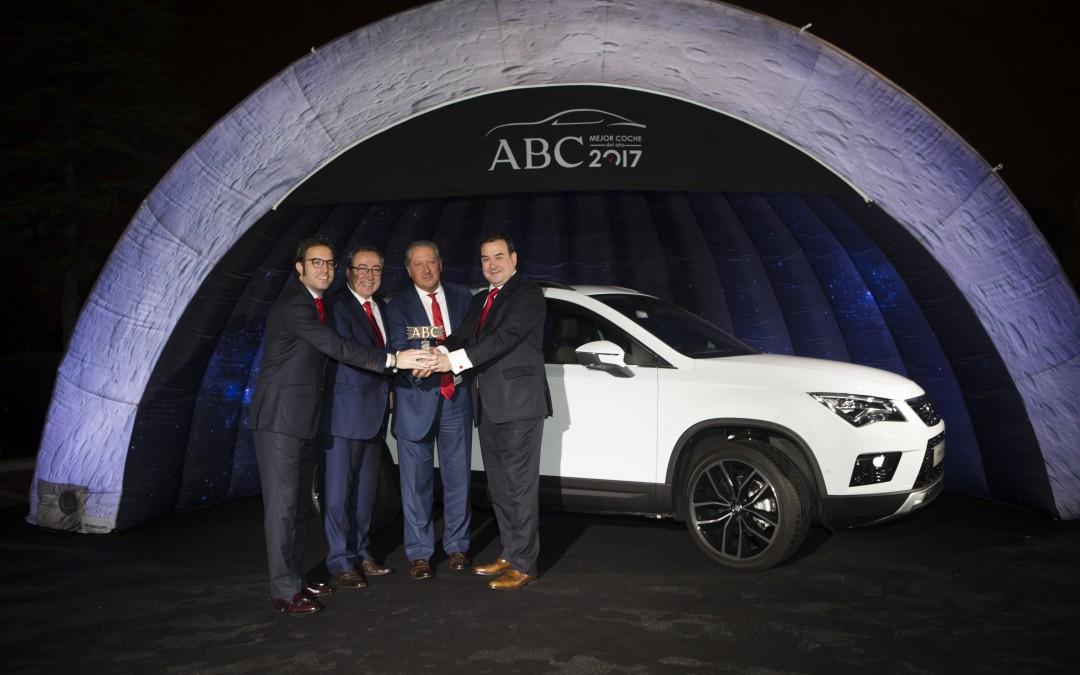 El modelo Seat Ateca es el ganador del premio al Mejor Coche del Año ABC 2017