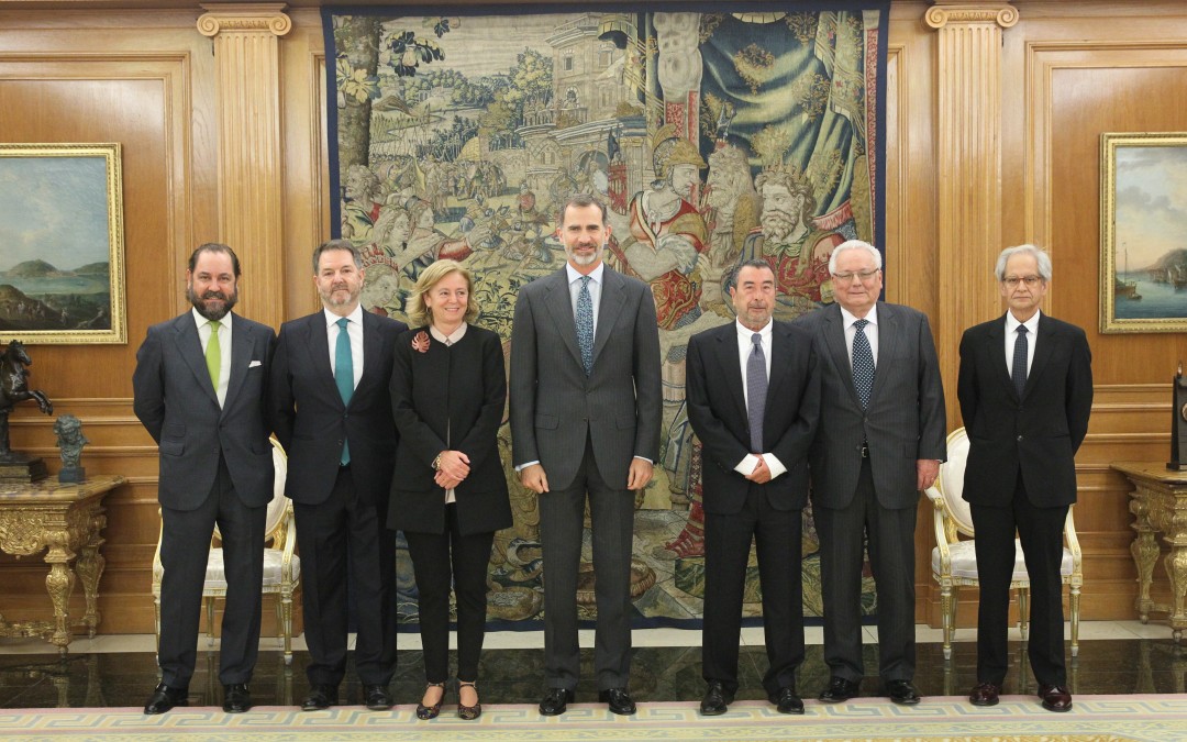 El gesto del Rey con los premios de periodismo de ABC