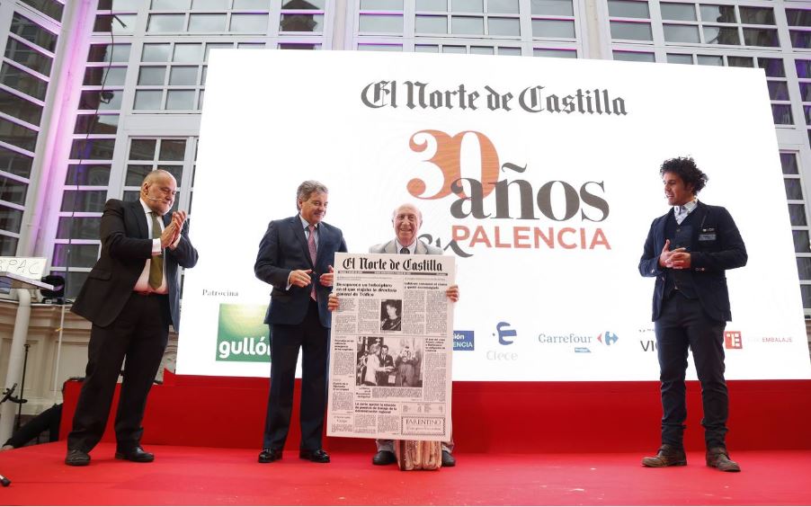 La sociedad palentina arropa los treinta años de vida de la edición de El Norte