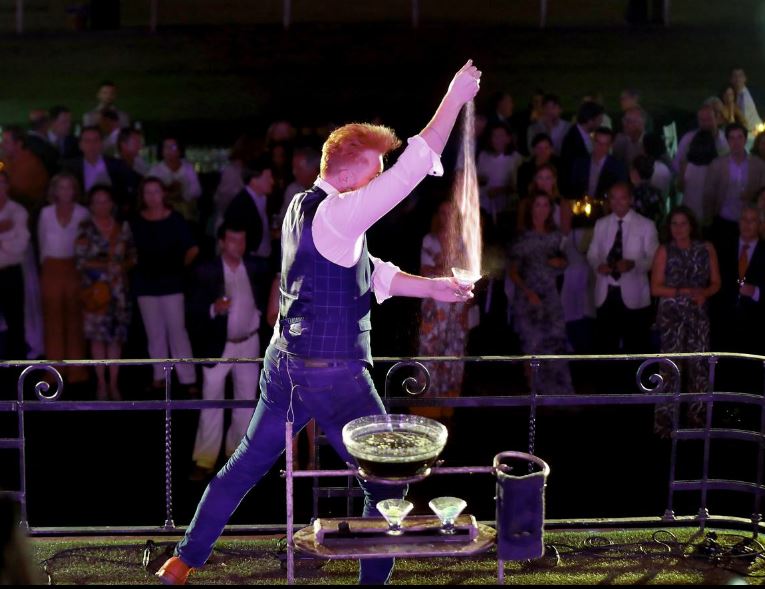 Éxito en el «Cars, Magic & Music», la fiesta organizada por ABC de Sevilla