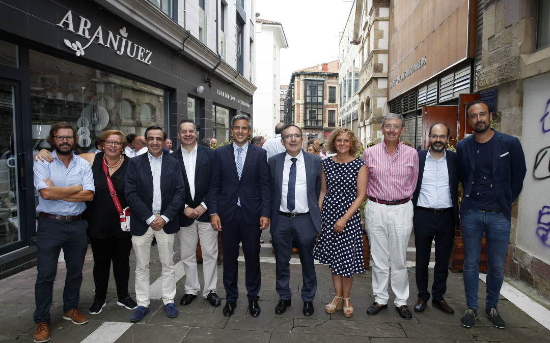 De fiesta en la terraza de El Diario Montañés