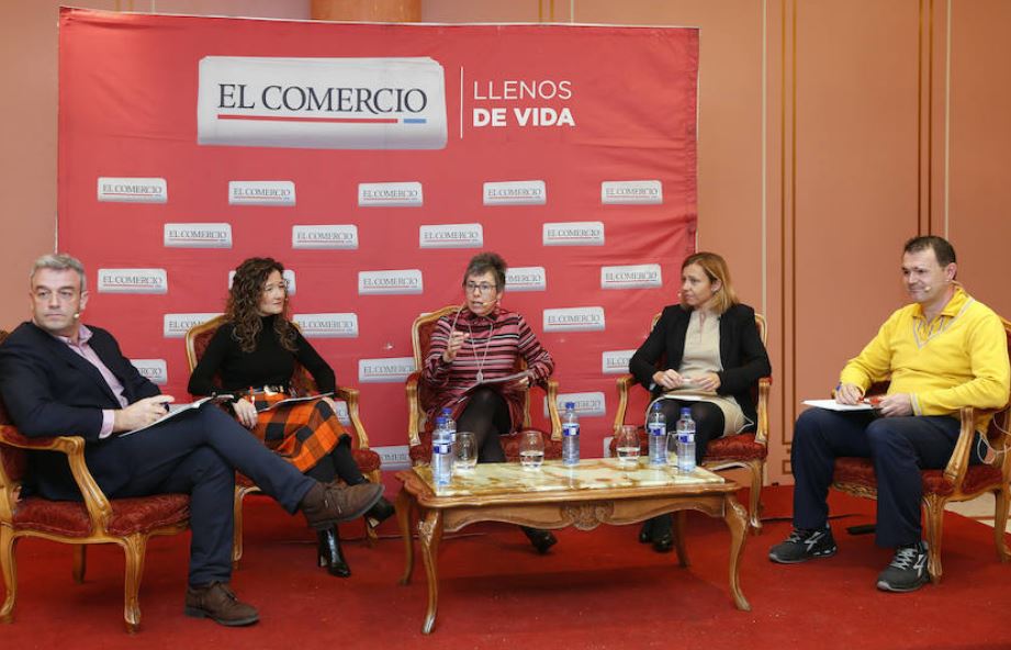 El director de Planes de Empleo del Ayuntamiento de Gijón participa en el desayuno empresarial de El Comercio