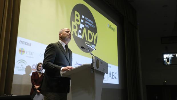 Imbroda apuesta por una formación continua de los estudiantes en el foro Be Ready de ABC